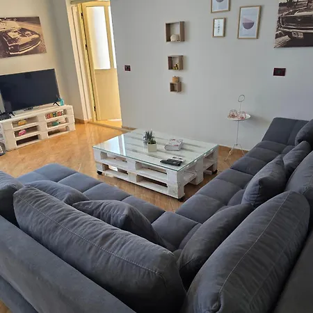 Apartamento Erin 2 *